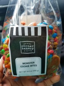 Monster cookies